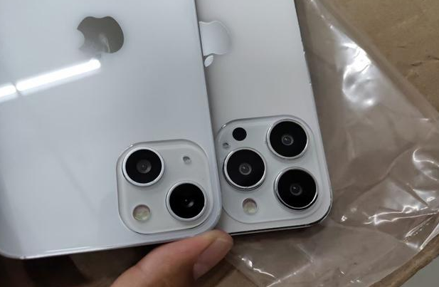 西安苹果手机维修分享iPhone 13‌机模长什么样 